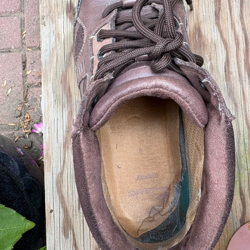 Clarks size 9 Durable Brown hiking 🥾 Outdoor  Boots - Picture 4 of 5